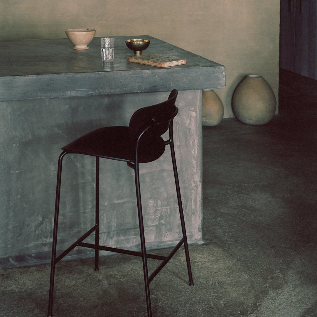 Pavilion AV7 Counter Stool