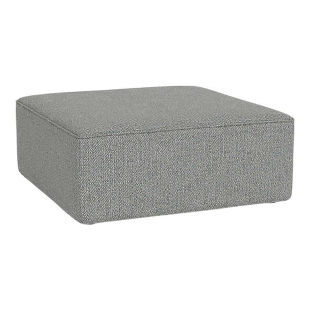 Eave Modular Pouf