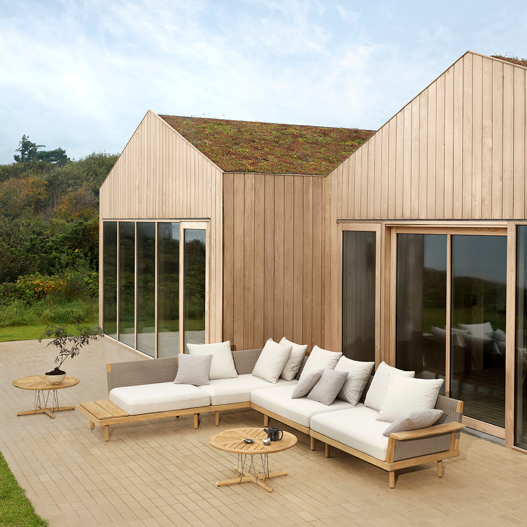 ①CARL HANSEN & SON Embrace Sofa Embrace Outdoor Modular Sofa - Modules – Danish Design Store