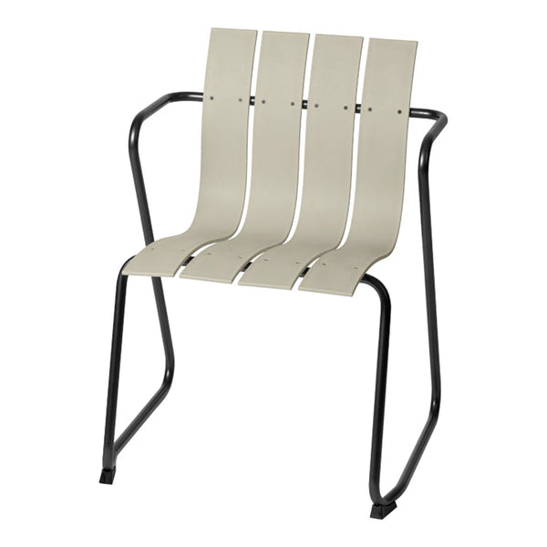 Light gray slatted seat with a sleek black metal frame, showcasing a modern and minimalist design.