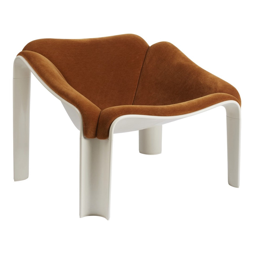 Brown and white modern chair with a sleek, curved design and soft, textured upholstery. Ideal for stylish interiors.