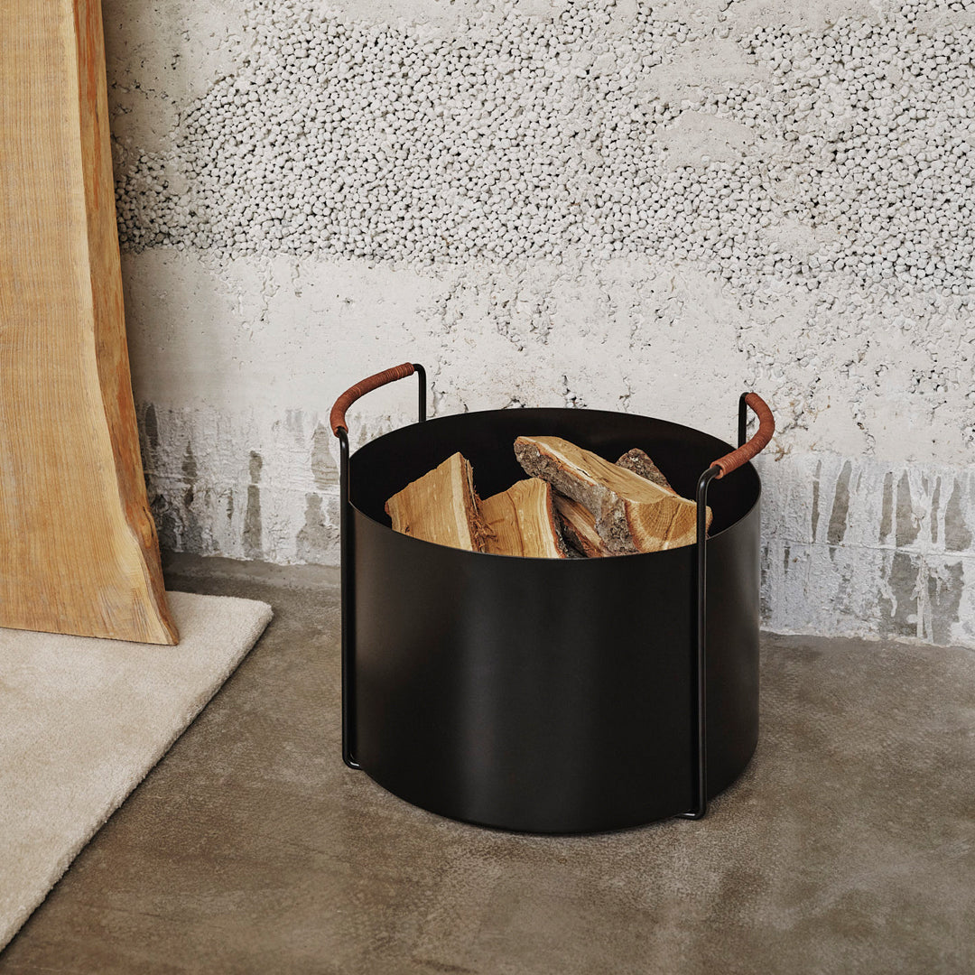 Port Firewood Bucket – Danish Design Store