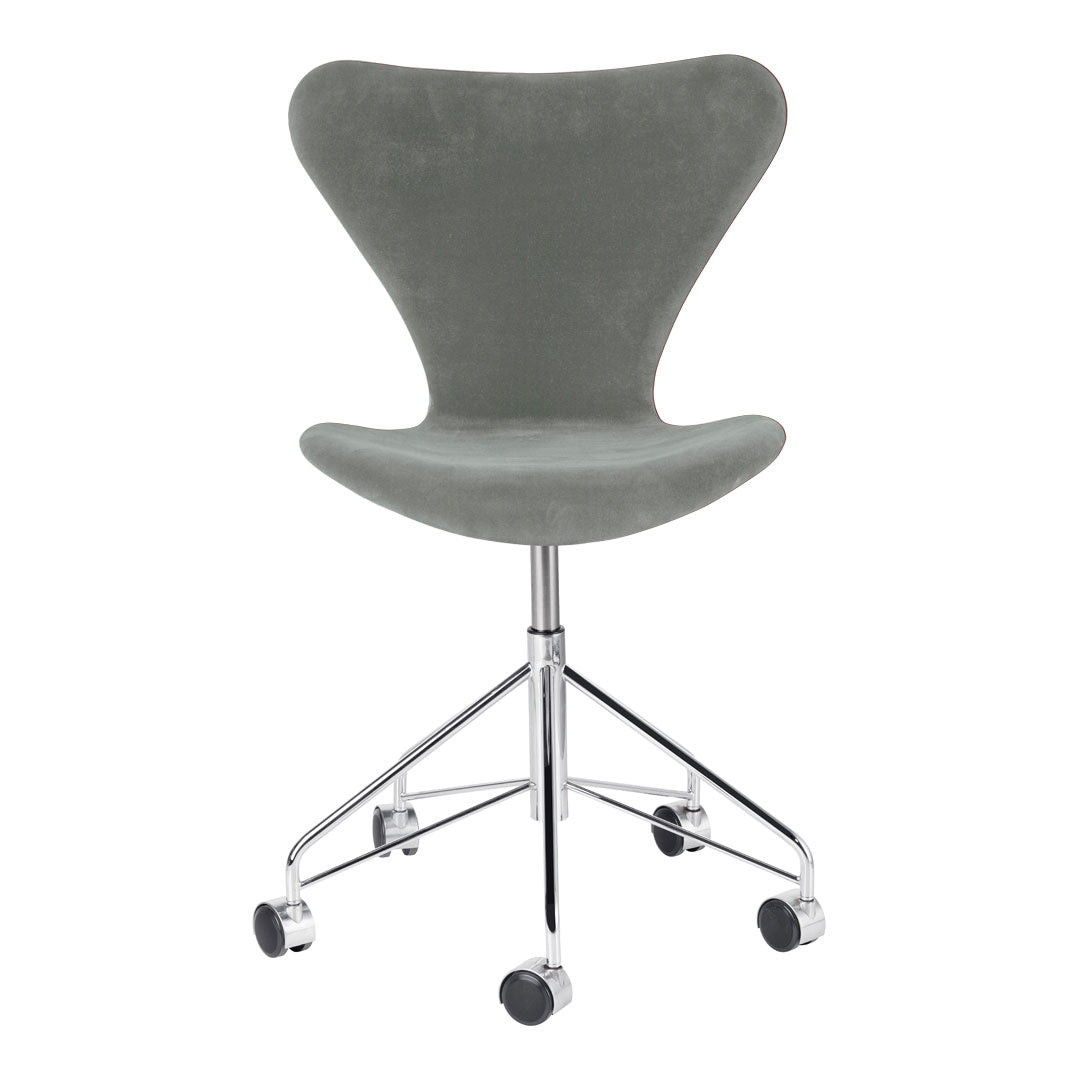 Series 7 Swivel Chair 3117 - Fully Upholstered, Velvet