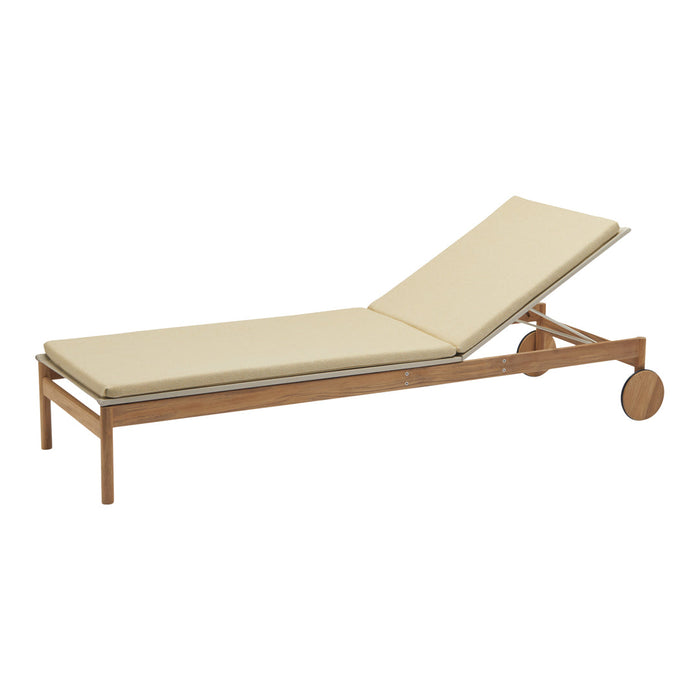 Light beige cushion on a natural wood frame, showcasing a sleek, minimalist design without patterns. Perfect for outdoor lounging.