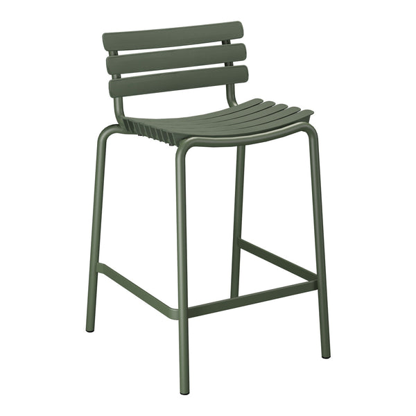 Olive green metal bar stool with a sleek, slatted back and curved seat design. Ideal for modern outdoor spaces.