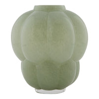 Green textured vase featuring a unique, rounded petal pattern for a modern aesthetic. Perfect for any decor.