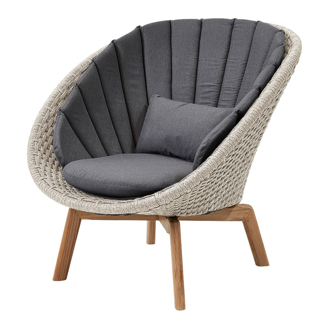 Peacock lounge chair