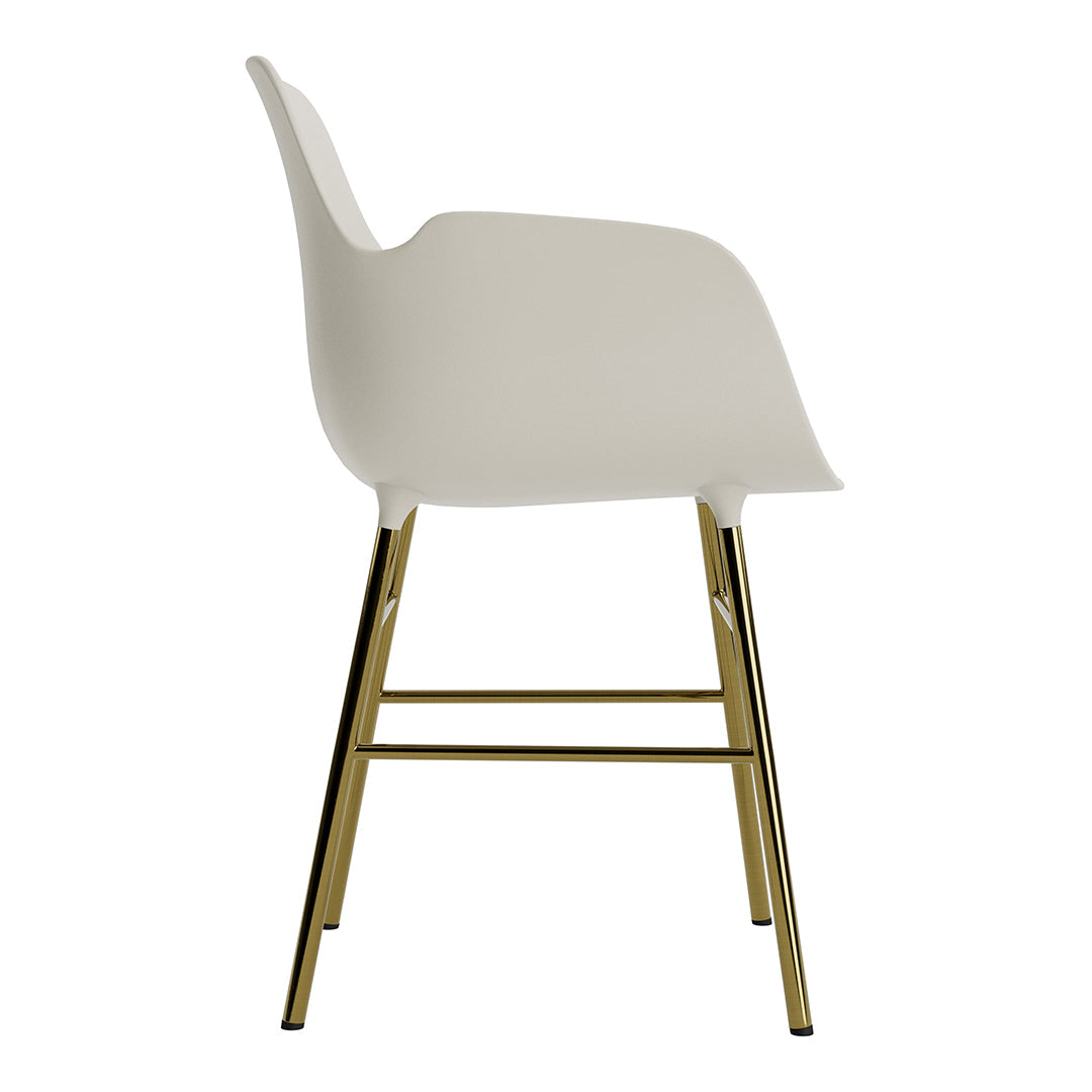 White chair with a smooth, modern design and shiny gold legs, showcasing a stylish and sleek contrast.