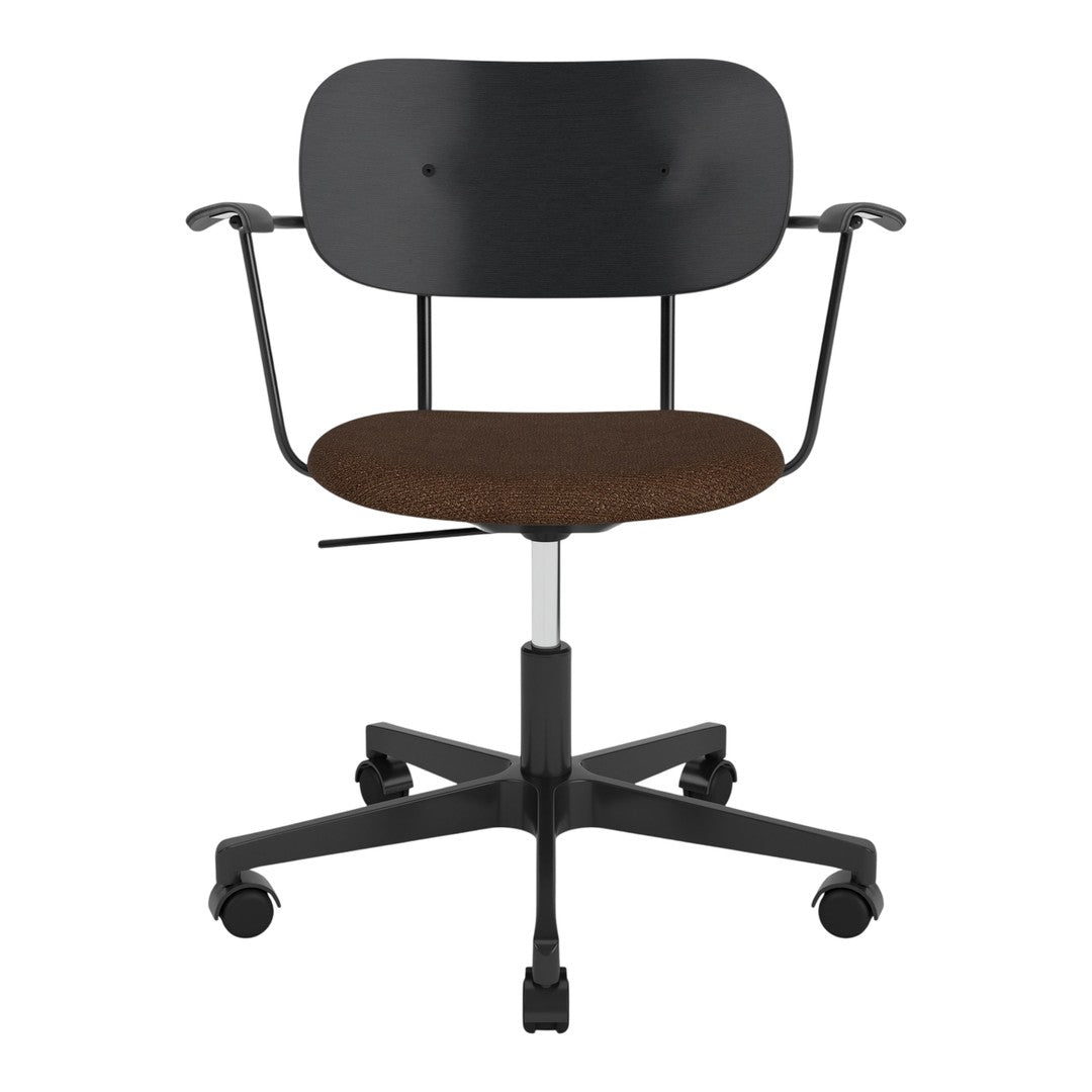 Black ergonomic chair with a sleek design and a textured brown seat for a modern touch. Ideal for any workspace.