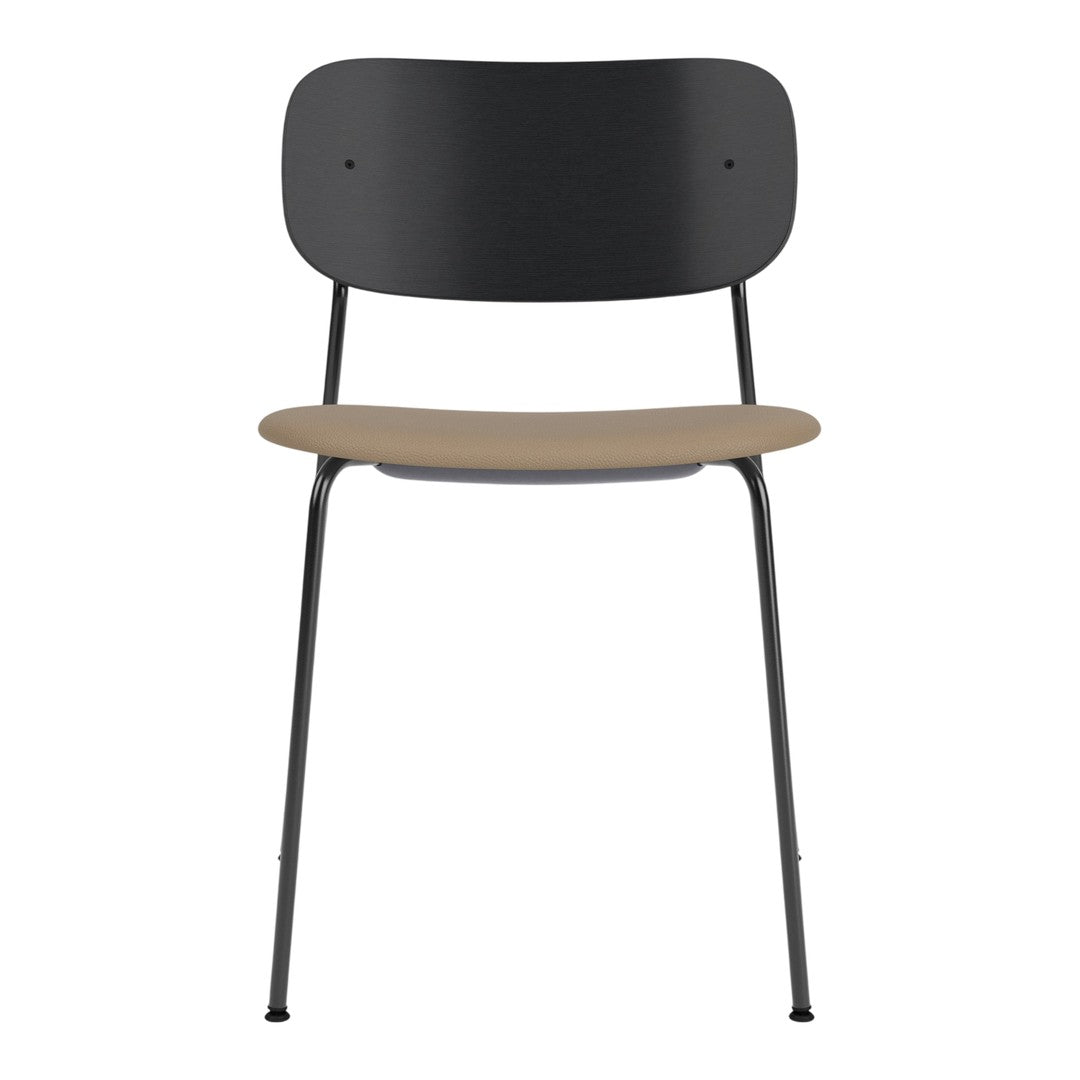 Black metal chair with a smooth beige wood seat, featuring a sleek, minimalist design. Perfect for modern spaces.