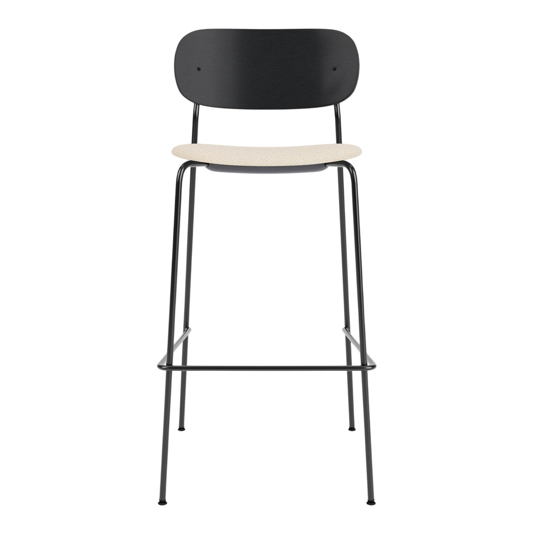 Black metal bar stool with a light wooden seat and simple, modern design. Elegant and minimalist style.