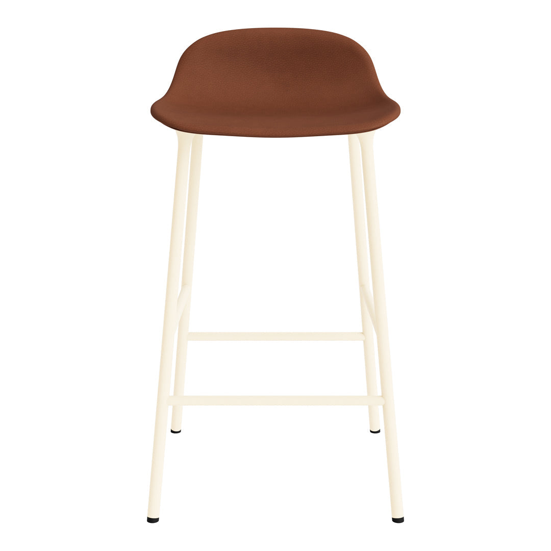 Brown cushioned seat with cream-colored legs, sleek modern design, perfect for contemporary spaces.