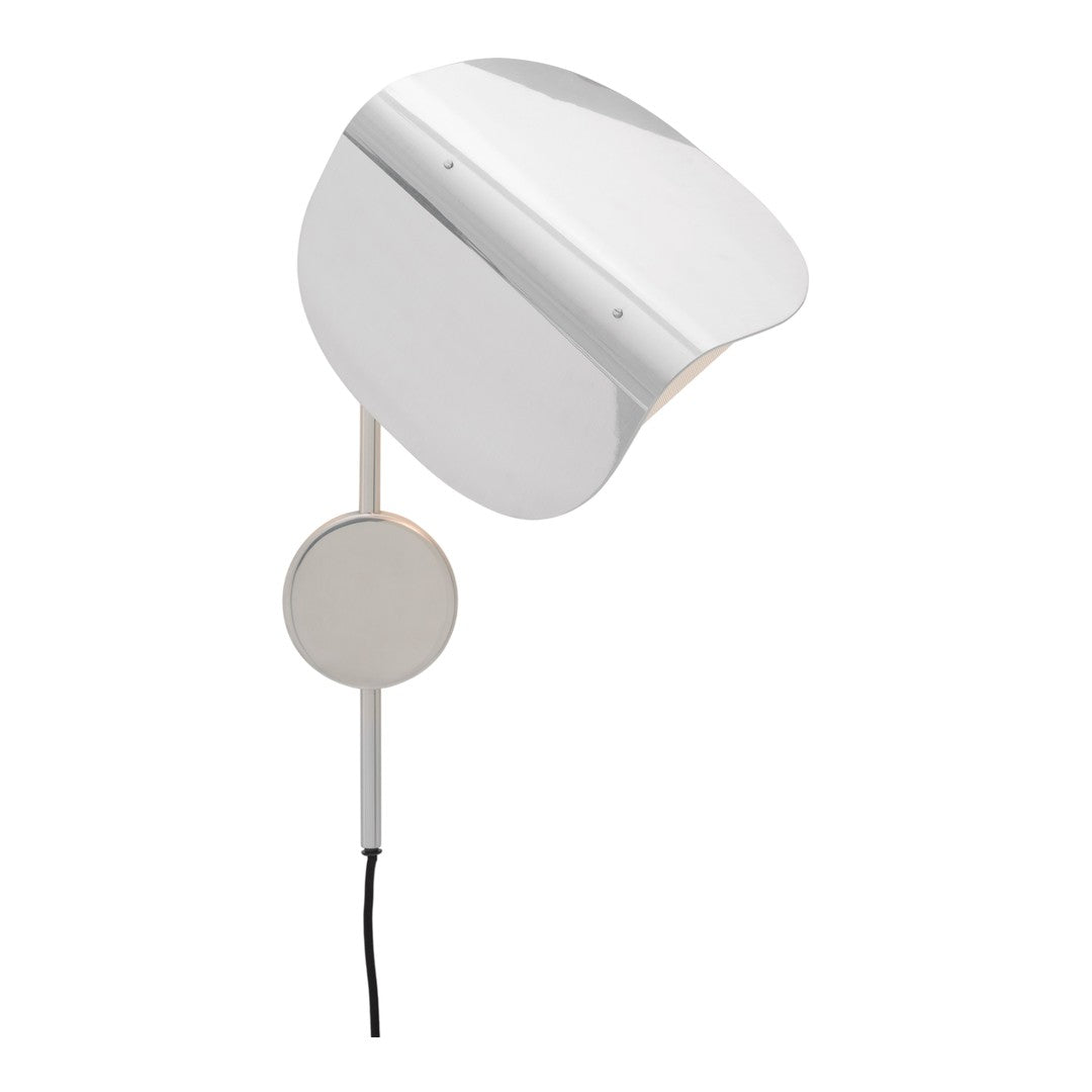 Sleek white wall lamp with minimalistic curved design and metallic accents, perfect for modern decor.