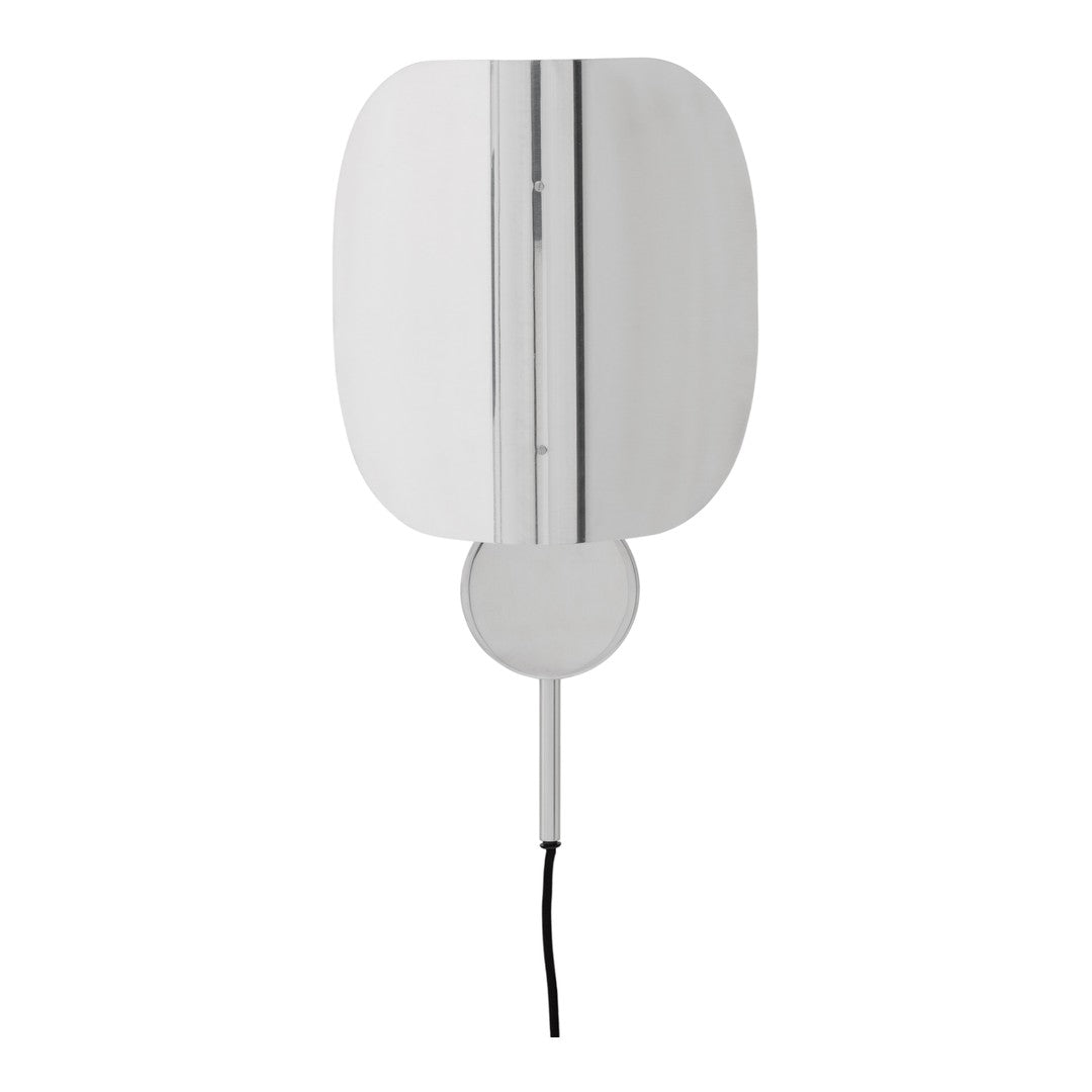 Modern white wall lamp with sleek, rounded design and understated elegance. Minimalist style perfect for any decor.