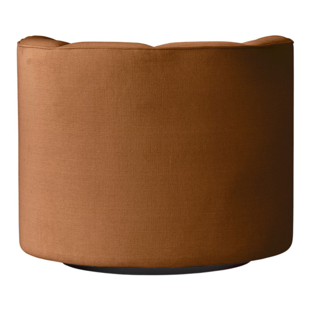 Eave Seamline Lounge Chair