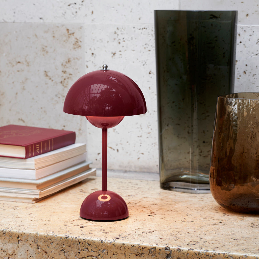 Verner Panton VP9 Flowerpot - Portable Table Lamp