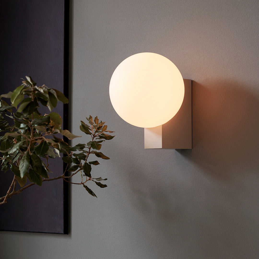 Journey SHY2 Wall Lamp