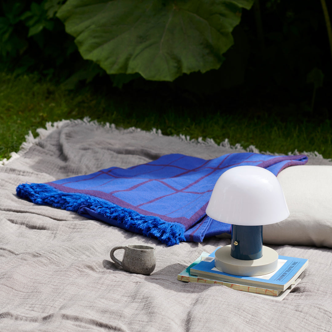 Setago JH27 Portable Table Lamp – Danish Design Store