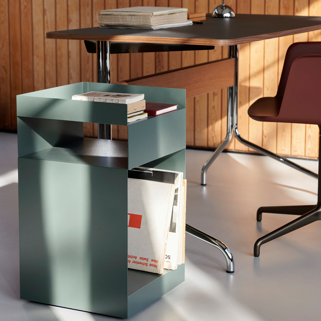 Pavilion AV16 Desk – Danish Design Store