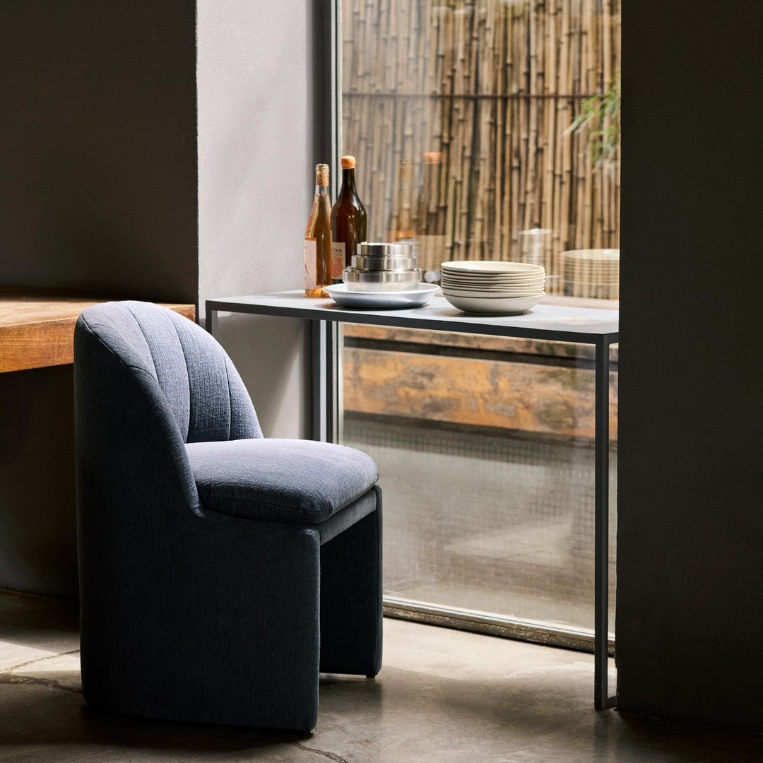 Loafer SC106 Side Chair