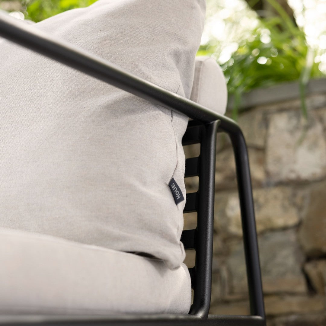 AVON Outdoor Lounge Chair