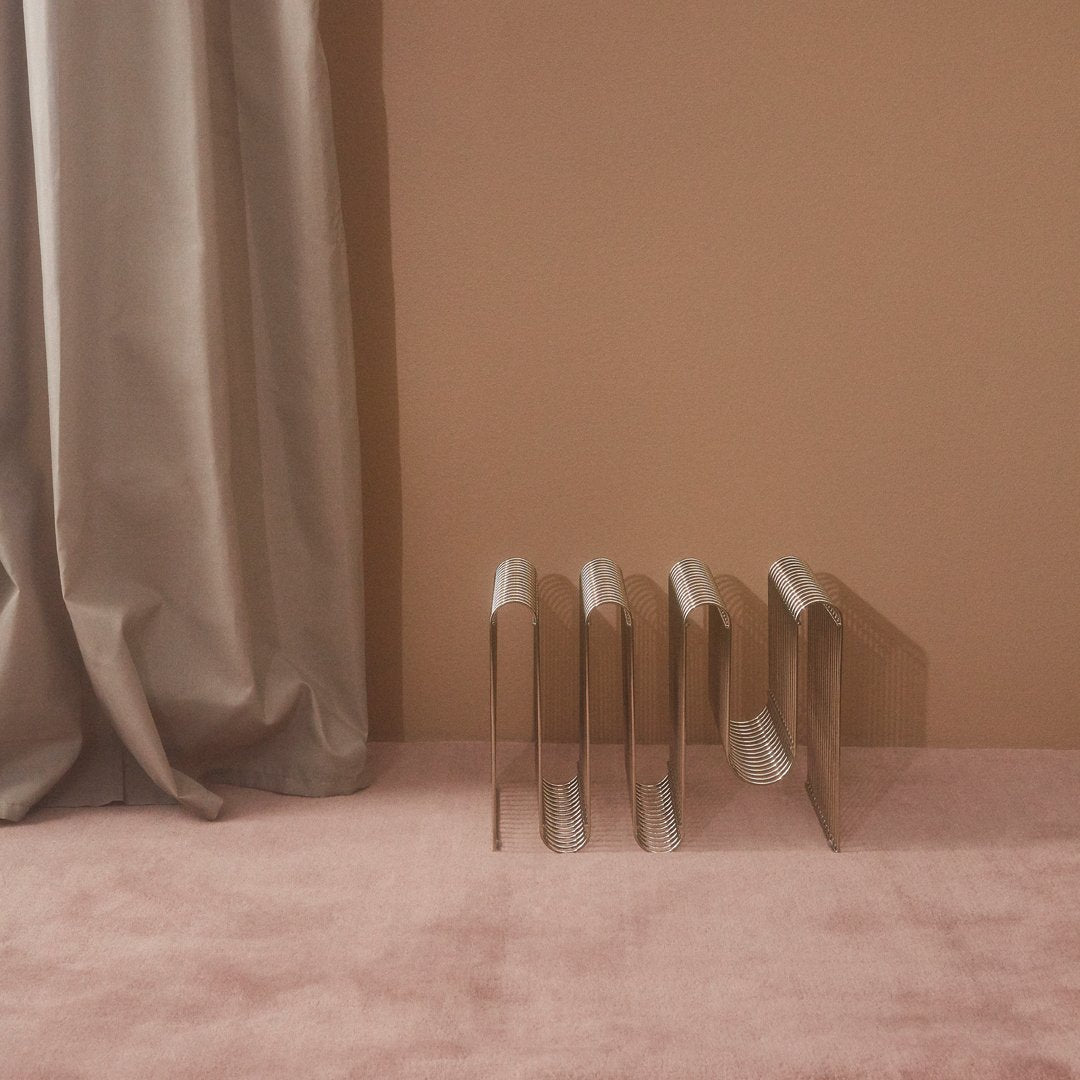 Curva Magazine Holder – Danish Design Store
