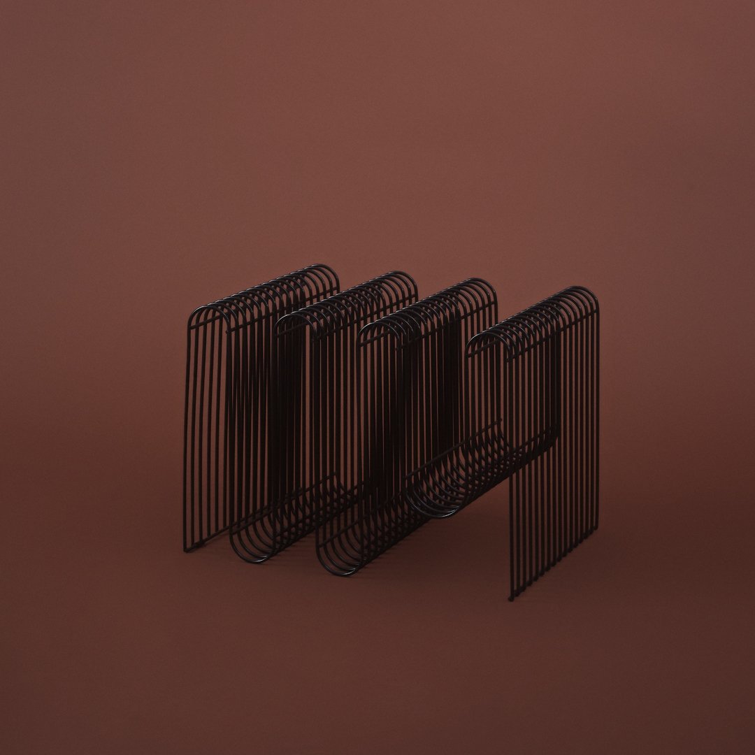Curva Magazine Holder – Danish Design Store