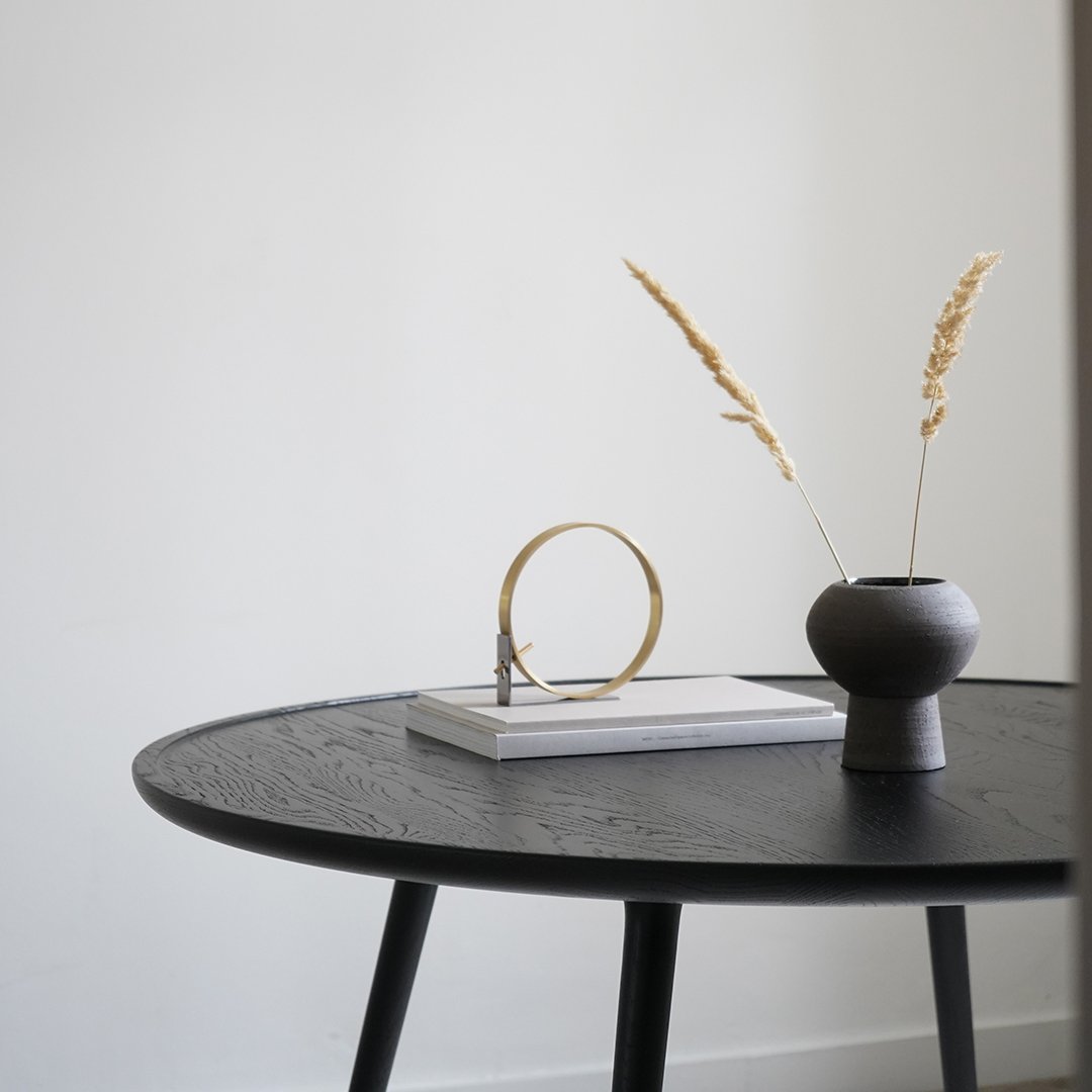 Mater accent dining table top