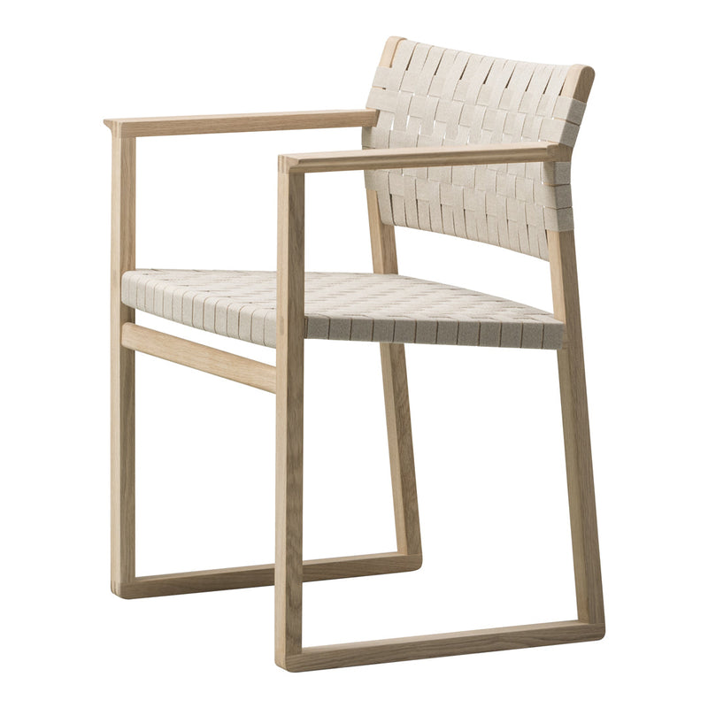 Beige woven seat and backrest with light wood frame, featuring a modern, minimalist design.