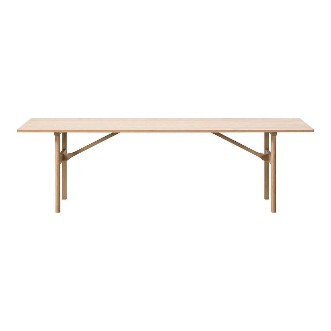 Mogensen 6284 Dining Table – Danish Design Store