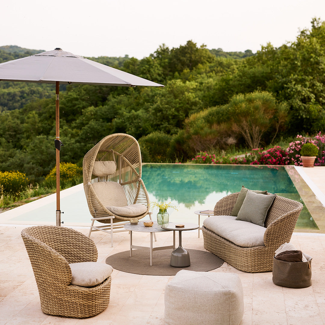 Coast Lounge Chair w/ Swivel Base