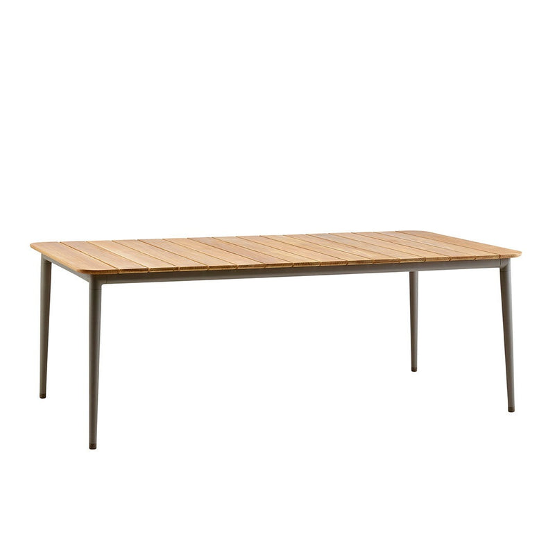 Core Outdoor Dining Table