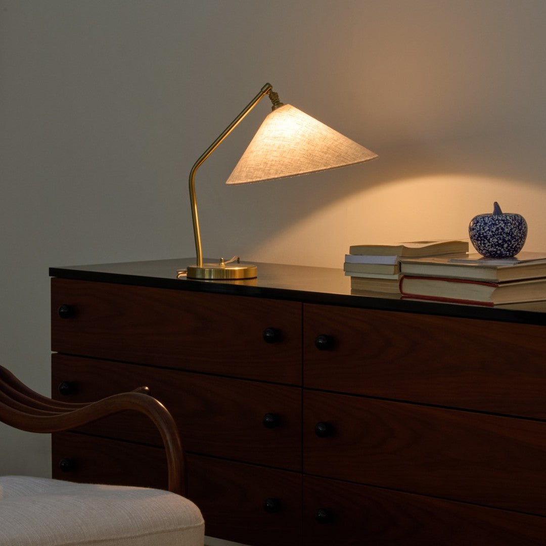 Grossman Gräshoppa Table Lamp w/ Canvas Shade