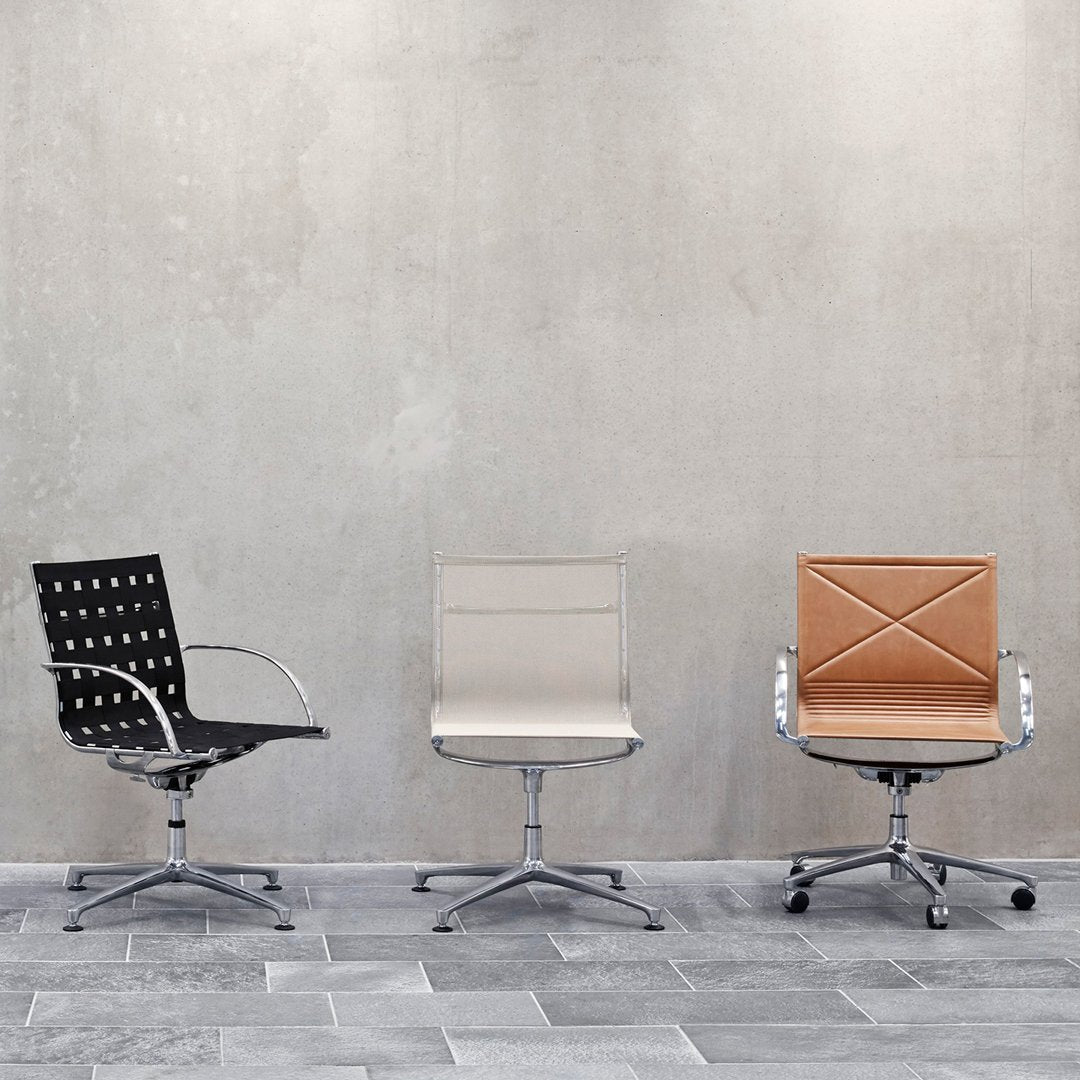 Joint 1211 Armchair – Danish Design Store