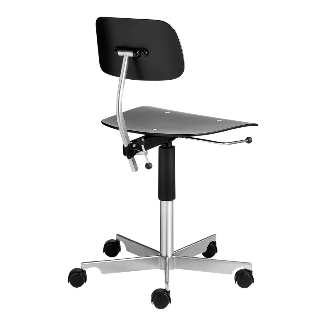 Montana Mobler Kevi 2533 Chair by Jorgen Rasmussen Danish Design Store