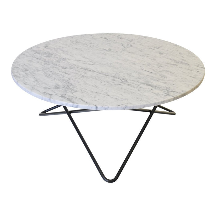 Round white marble coffee table with gray veining and sleek black metal tripod legs. Modern and stylish design.