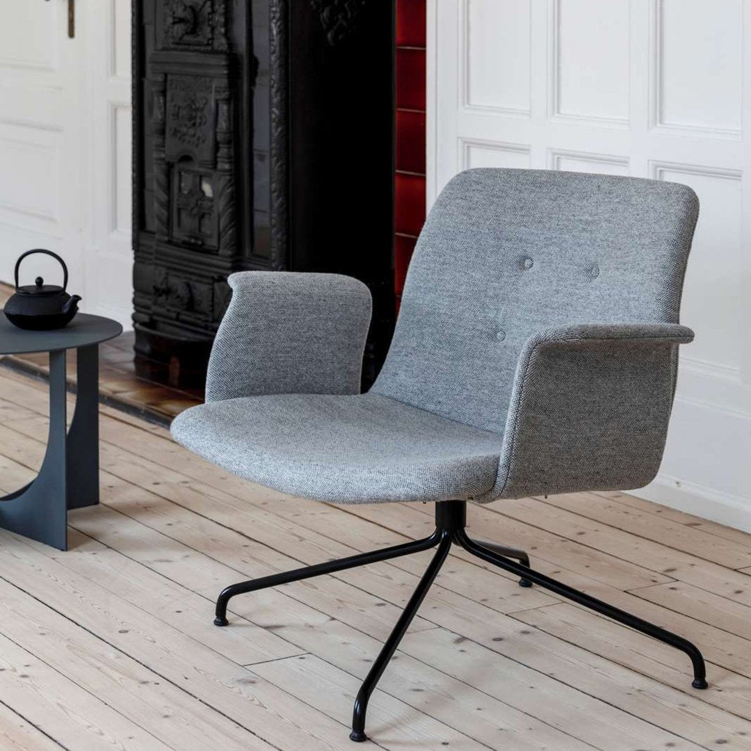 Primum Lounge Chair with Arms