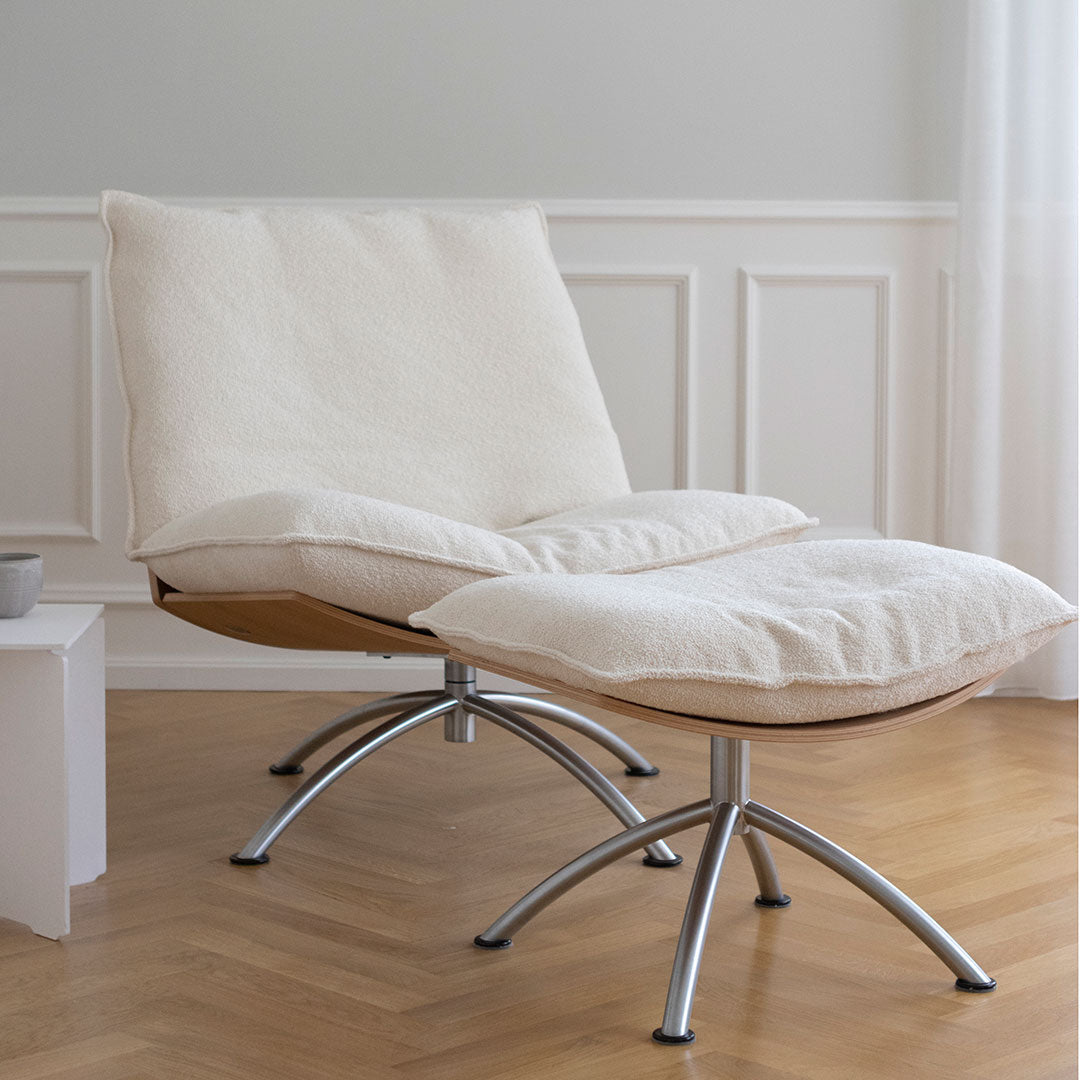 Primetime Lounge Chair w/ Footstool – Danish Design Store