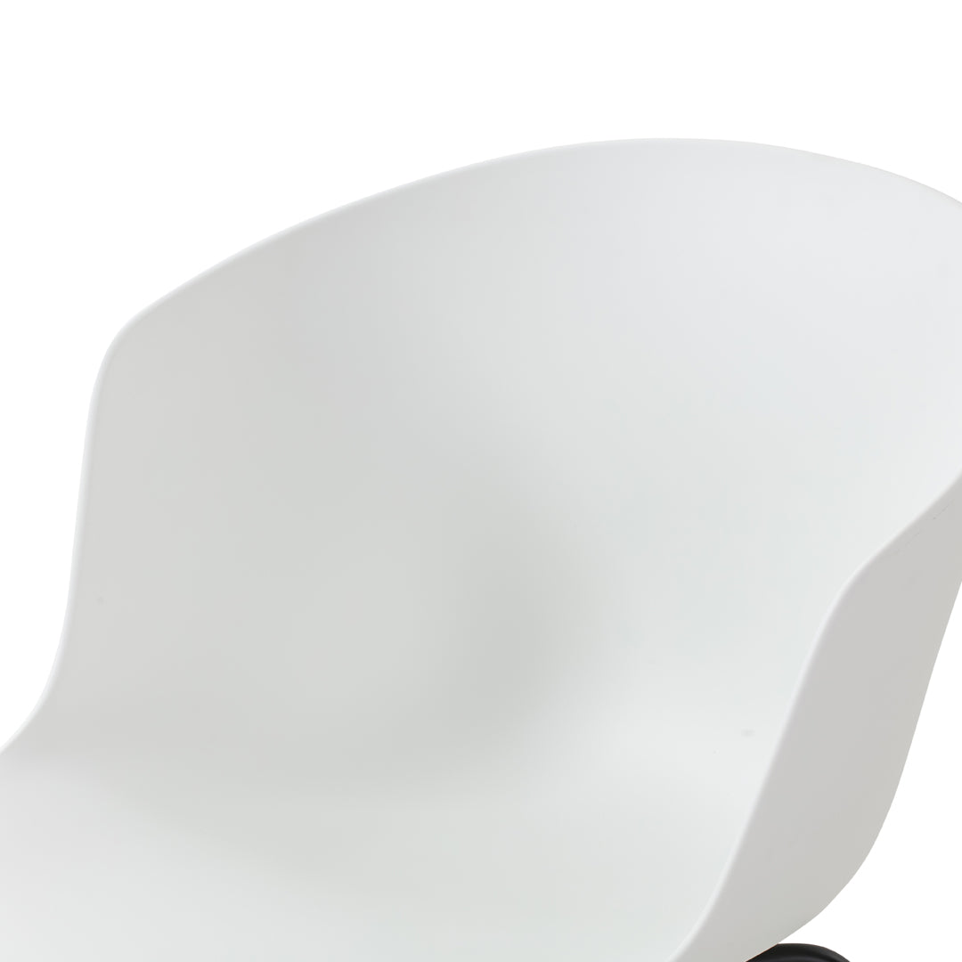 Mono V2 Armchair w/ Seat Pad