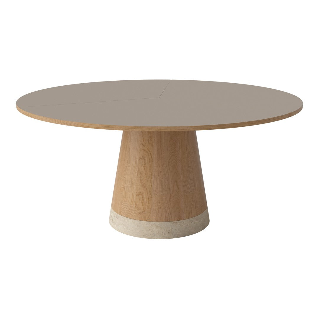 Round dining table in soft beige with a natural wood base and a smooth, light-colored top. Modern and minimalistic design.