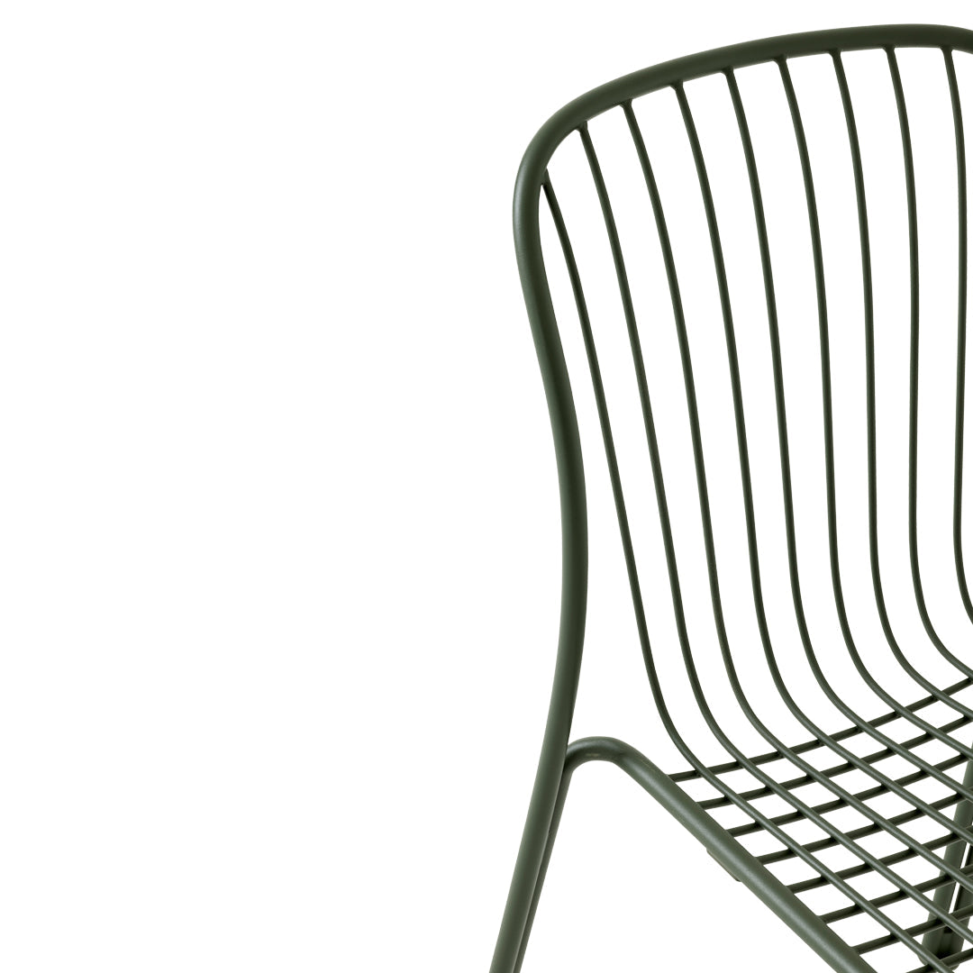 Green wire chair with a sleek, modern design featuring vertical and horizontal lines. Perfect for contemporary decor.