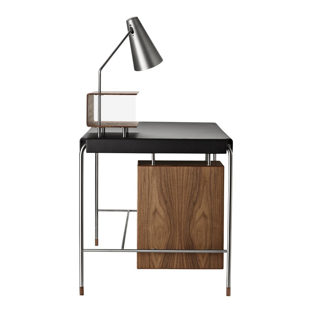 AJ52 Society Table – Danish Design Store