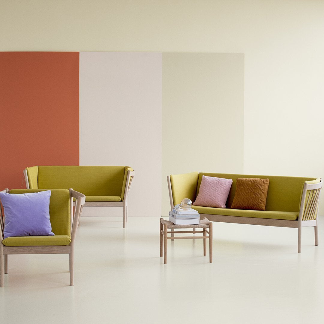J146 Armchair – Danish Design Store