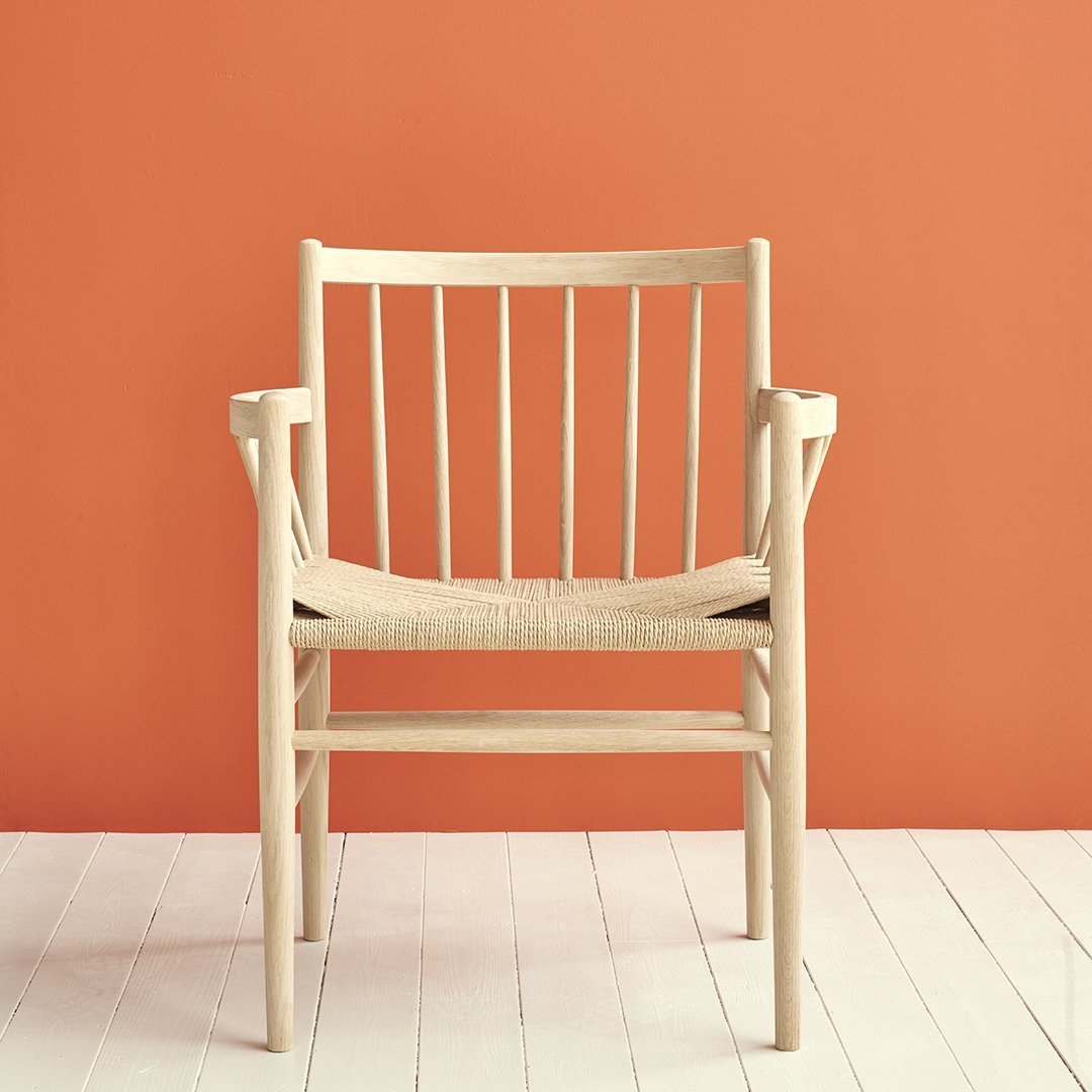 J82 Lounge Chair – Danish Design Store