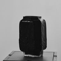 Mokuri Vase