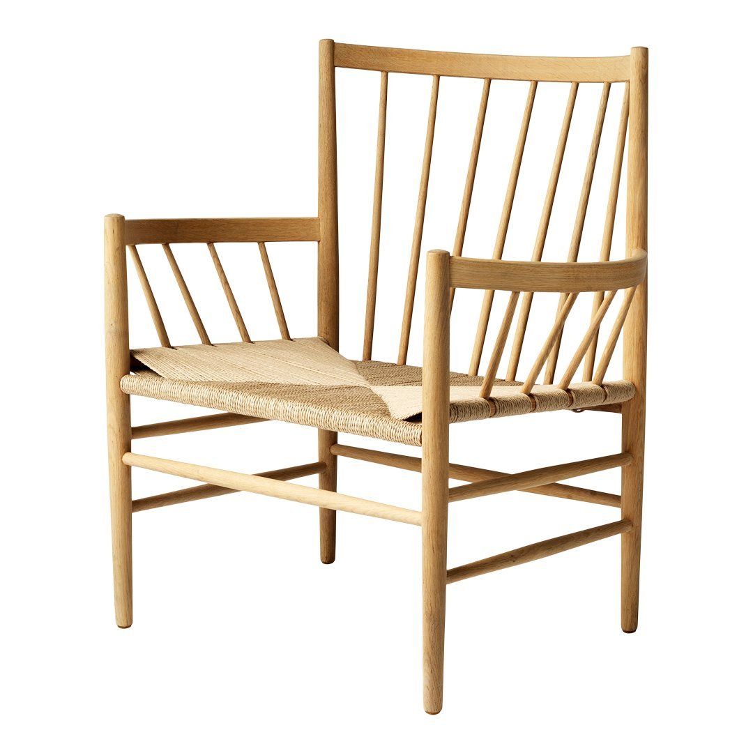 J82 Lounge Chair – Danish Design Store