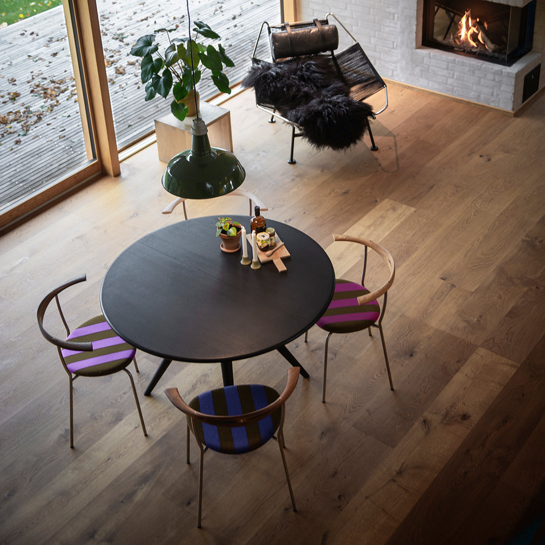 Wegner PP75/120 Table - 47.25 dia – Danish Design Store